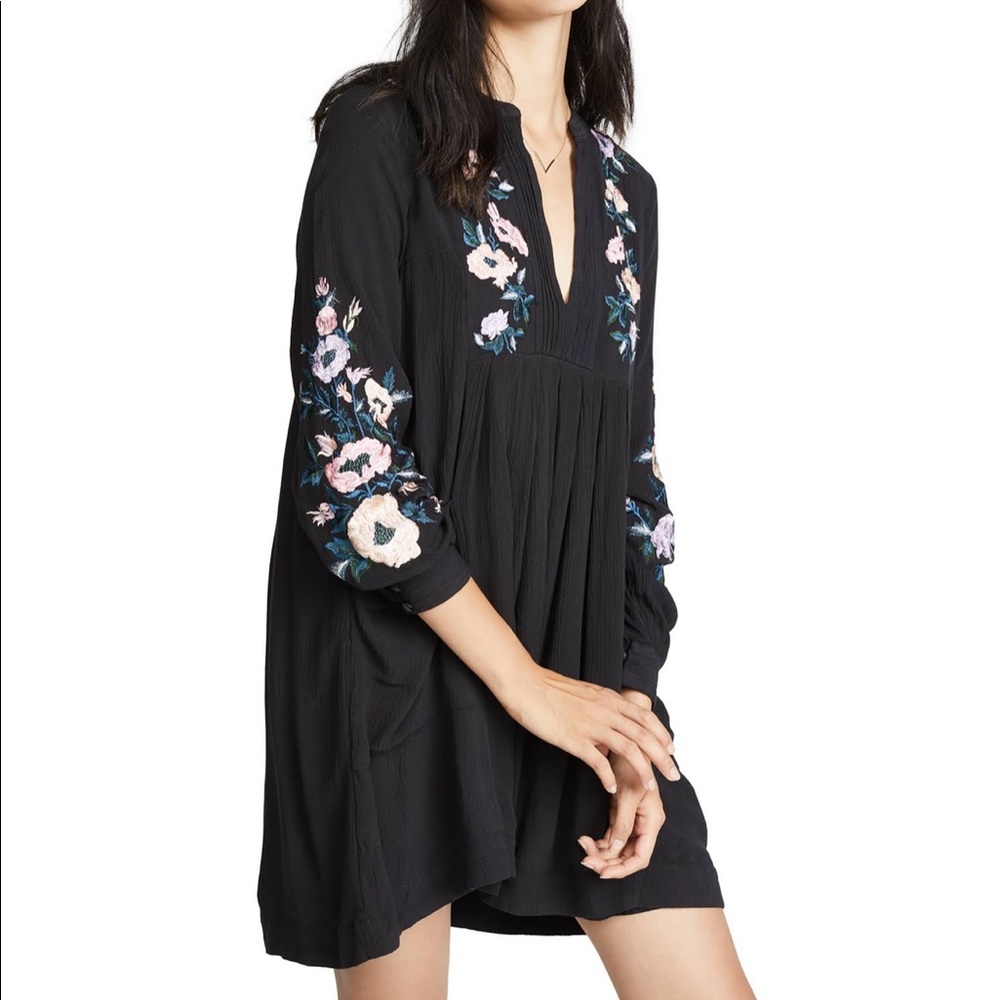 Free People size small embroidered dress